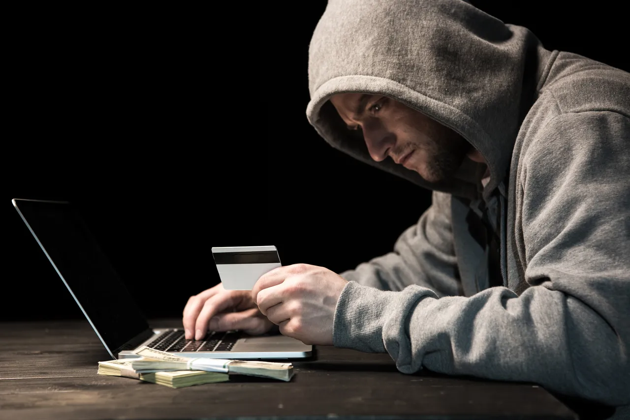 ¿Recibiste este mensaje de tu banco? Podría ser una alerta de estafa y así debes responder